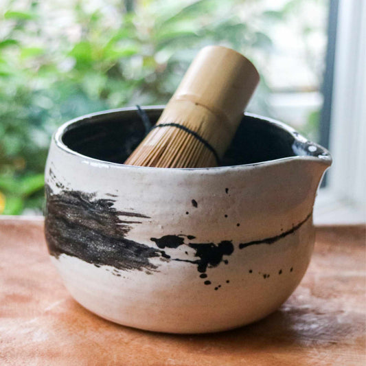 Black Brushstrokes- Handmade Matcha Bowls