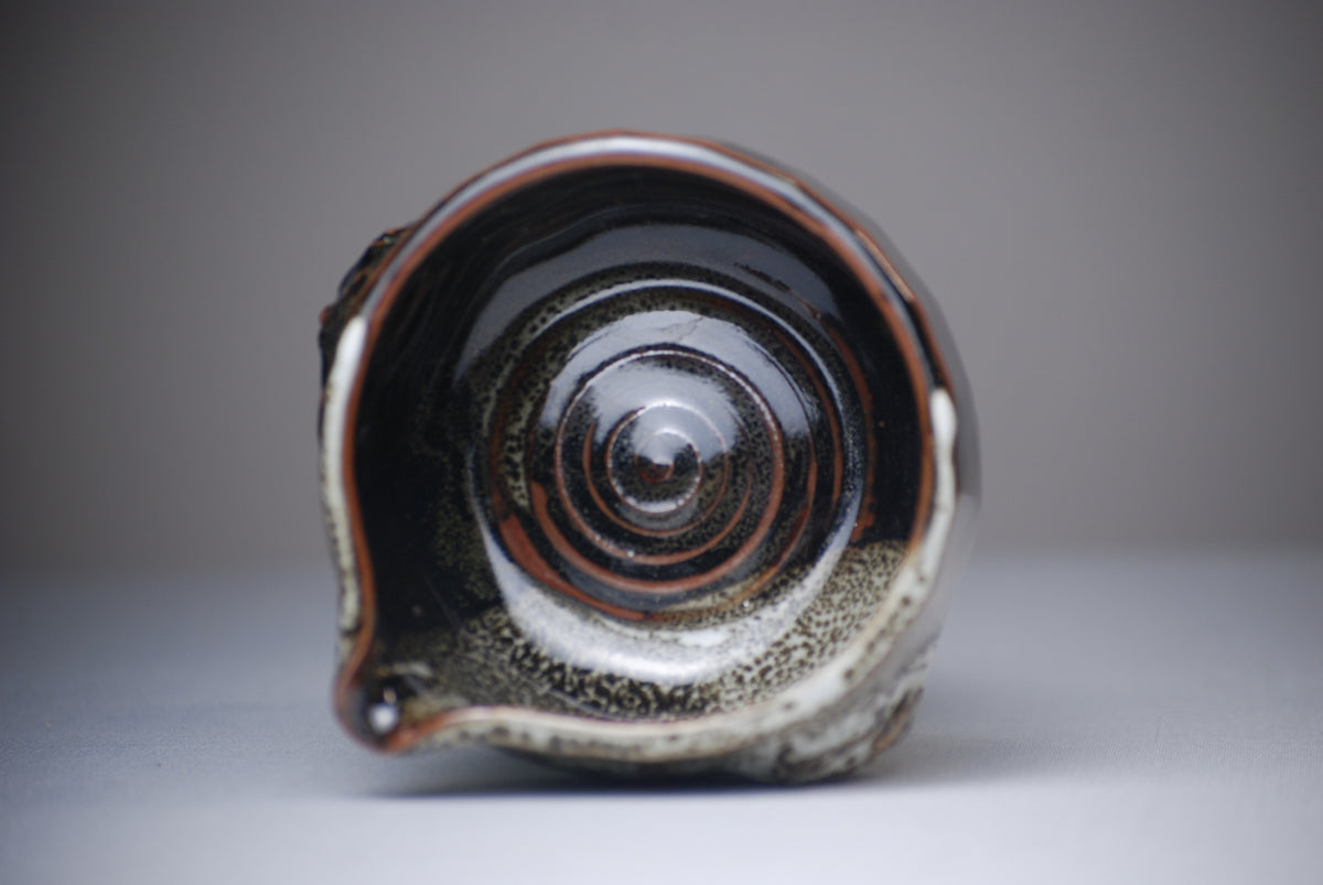 Golden Drift (Type B) | Handmade Matcha Bowl (Limited Rock Edition)