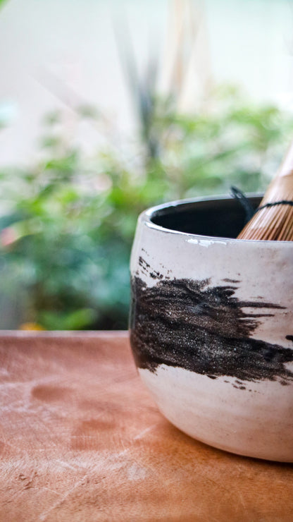 Black Brushstrokes- Handmade Matcha Bowls
