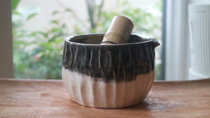 Black & White- Handmade Matcha Bowls